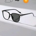 Transition lens (Gets dark in the sun)